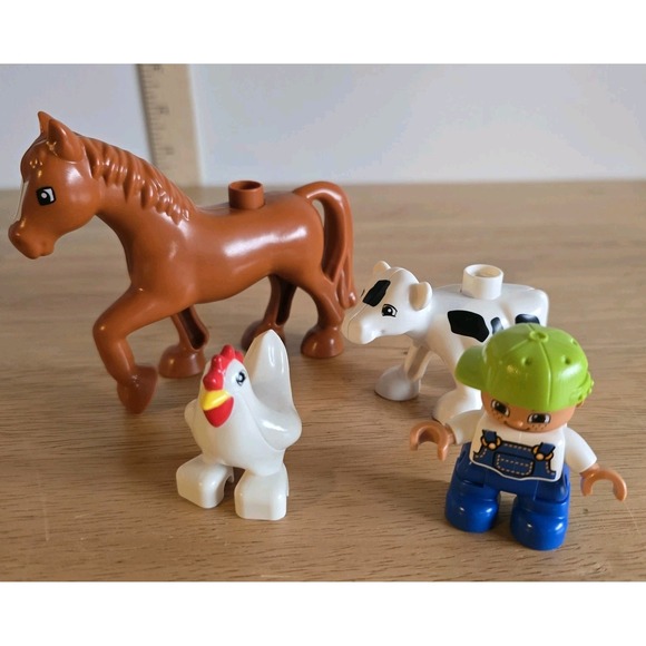 Lego DUPLO Boy In Overalls Farm Animals Horse Cow Chicken - Picture 2 of 6